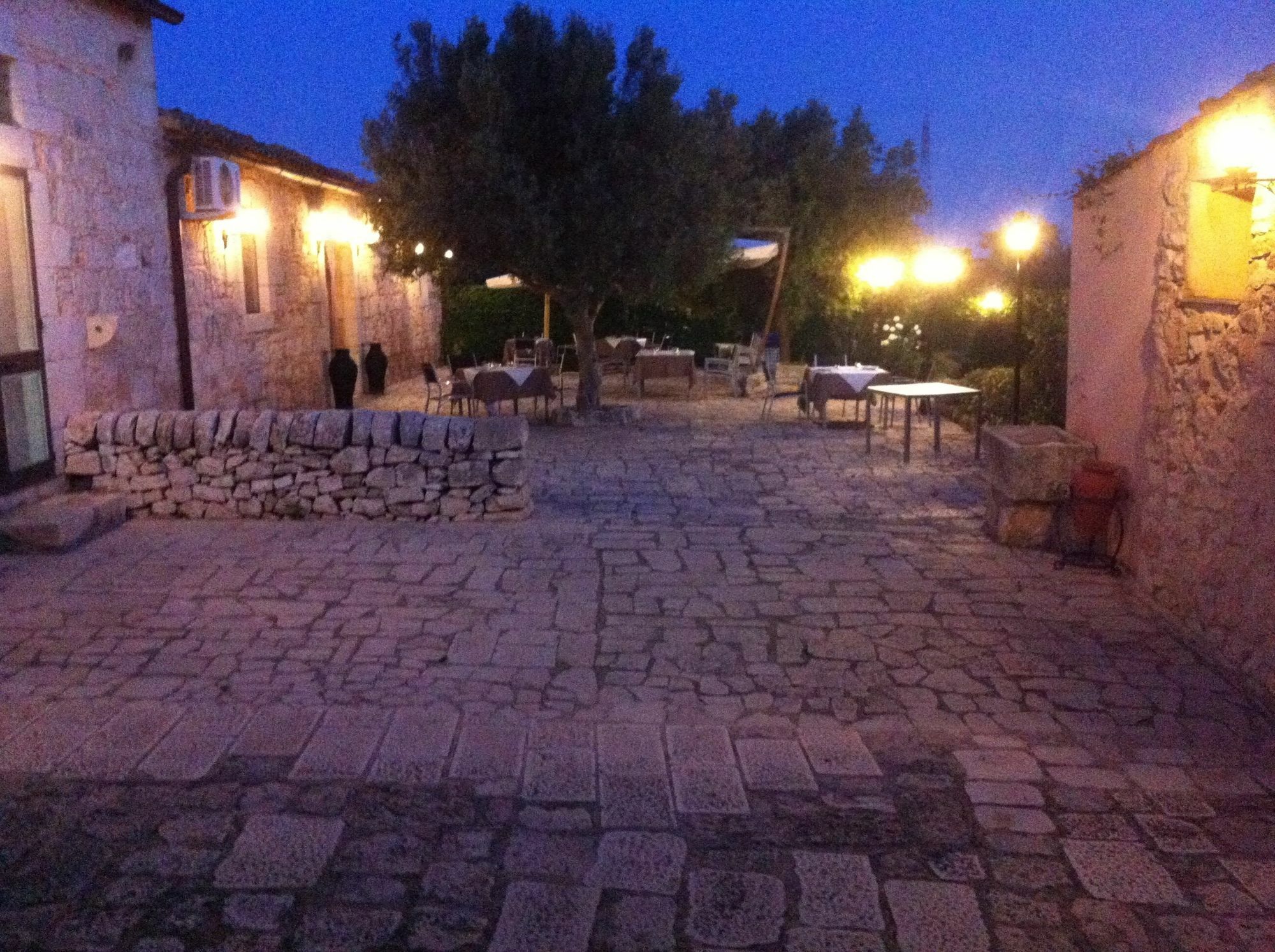 Agriturismo Al Casale Donnafugata Exterior photo